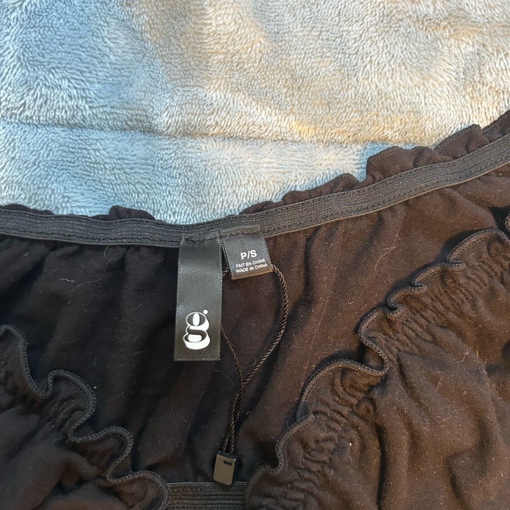 Garage crop top